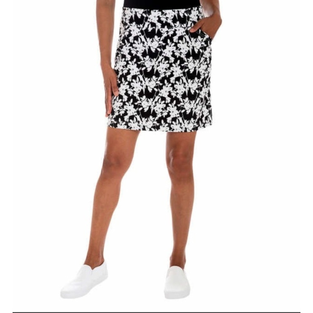Mario Serrani Womens Black‎ White Floral Skort Size S Built-in Shorts Stretch